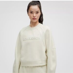 Lululemon Athletica Cream Sweatshirt brand new